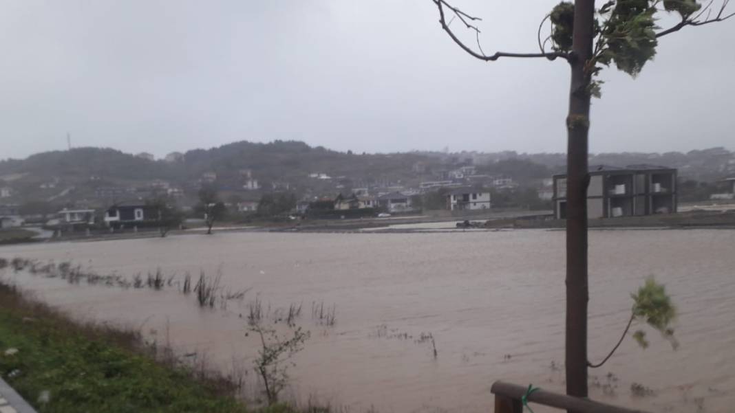 Yağmur, fırtına ve felaket... Kış hızlı geldi! Kar kalınlığı 50 santimetreyi geçti 11